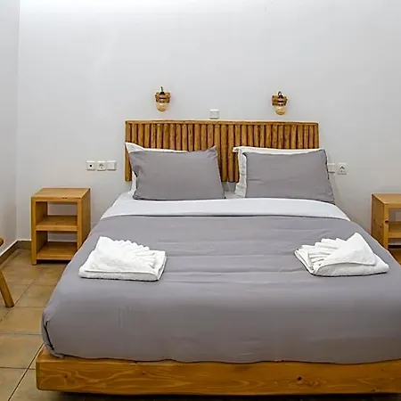 Livadia Hotel