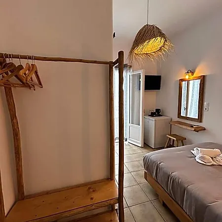 Livadia Hotel Páros